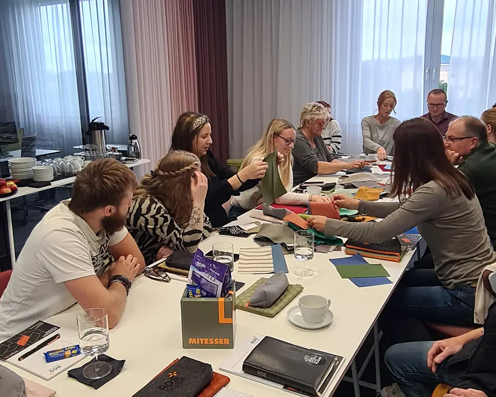 AOS_Workshop_Gabriel_Seminar_fuer_Architekten_Ingenieure_Akustik_Stoffe_buerowalther